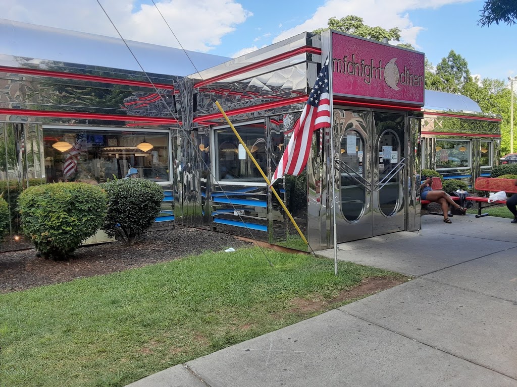 Midnight Diner | restaurant | 115 E Carson Blvd, Charlotte, NC 28203, USA | 9802073641 OR +1 980-207-3641