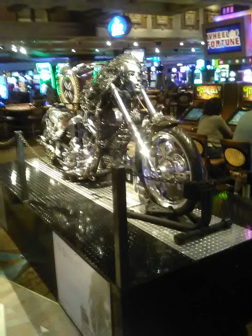 Lisas Chicken | restaurant | 2315 NW 24th St, Fort Worth, TX 76164, USA | 8176265080 OR +1 817-626-5080