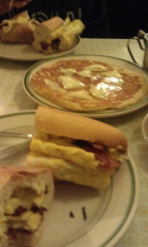 Boston House | restaurant | 950 Penn St, Reading, PA 19602, USA | 6103738831 OR +1 610-373-8831