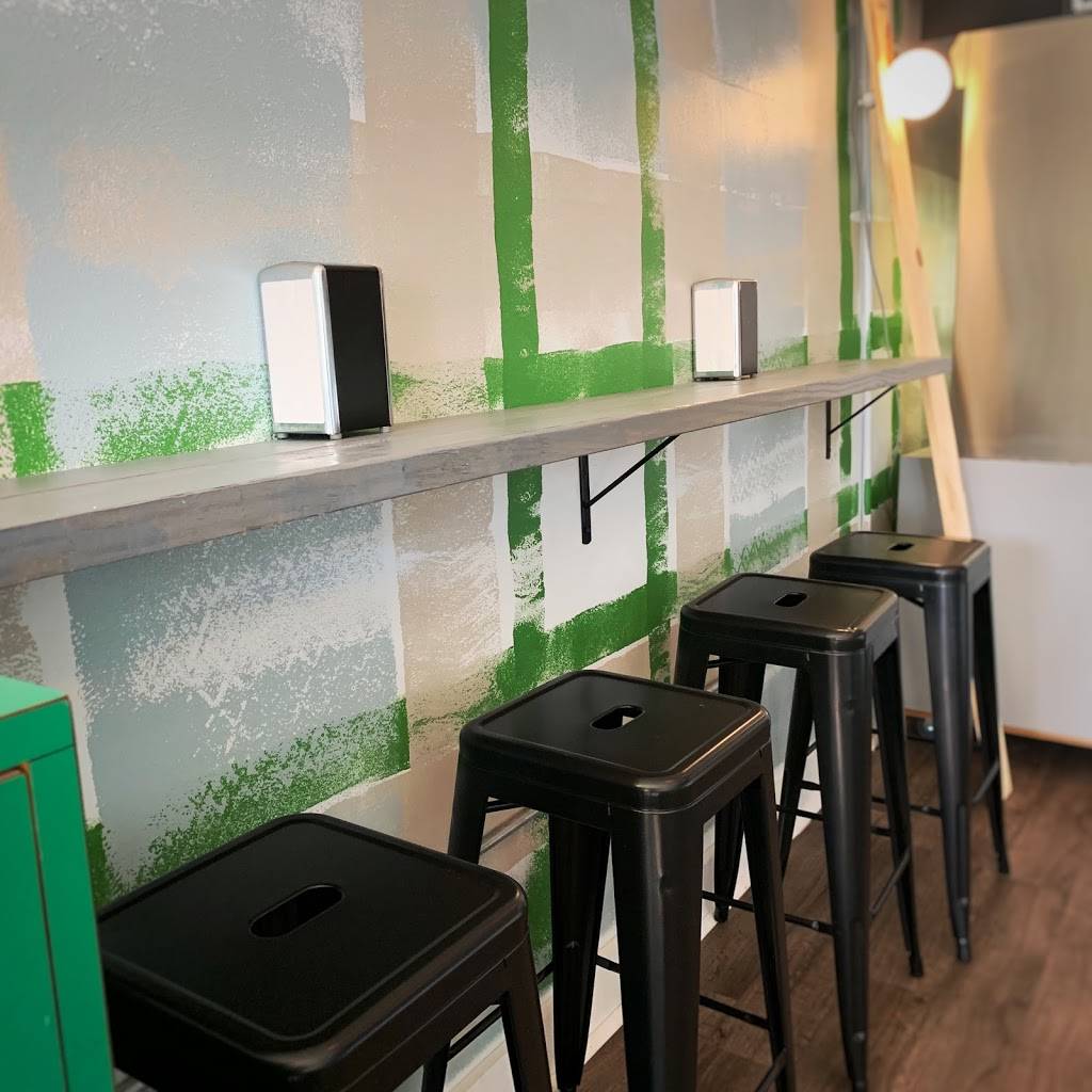 Nonla Banh Mi To Go | restaurant | 436 S Burdick St, Kalamazoo, MI 49007, USA | 2692703335 OR +1 269-270-3335