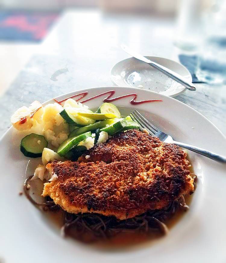 Off The Hook Seafood Market & Restaurant | restaurant | 6630 Gateway Ave, Sarasota, FL 34231, USA | 9419235570 OR +1 941-923-5570