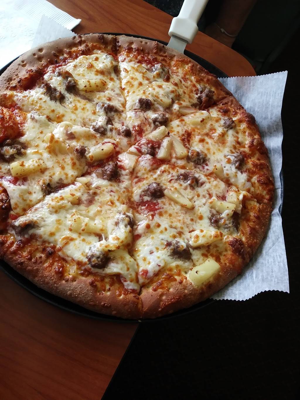 Four Seasons Pizza | restaurant | 36326 Old Ocean City Rd, Willards, MD 21874, USA | 4108353060 OR +1 410-835-3060