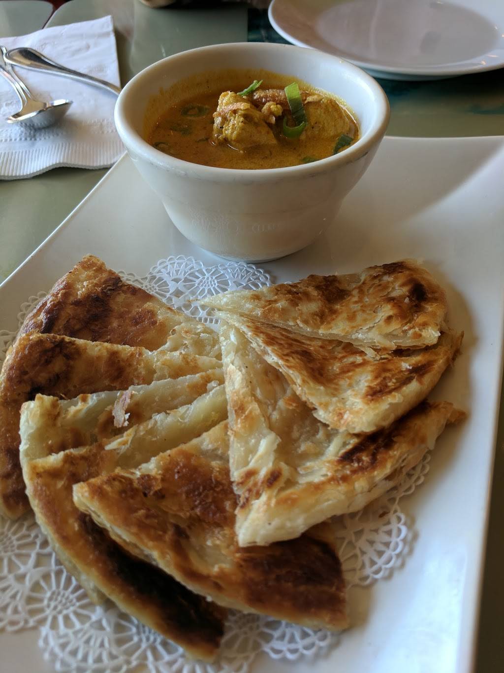 Ruang Khao | restaurant | 939 Bonifant St, Silver Spring, MD 20910, USA | 3015895341 OR +1 301-589-5341