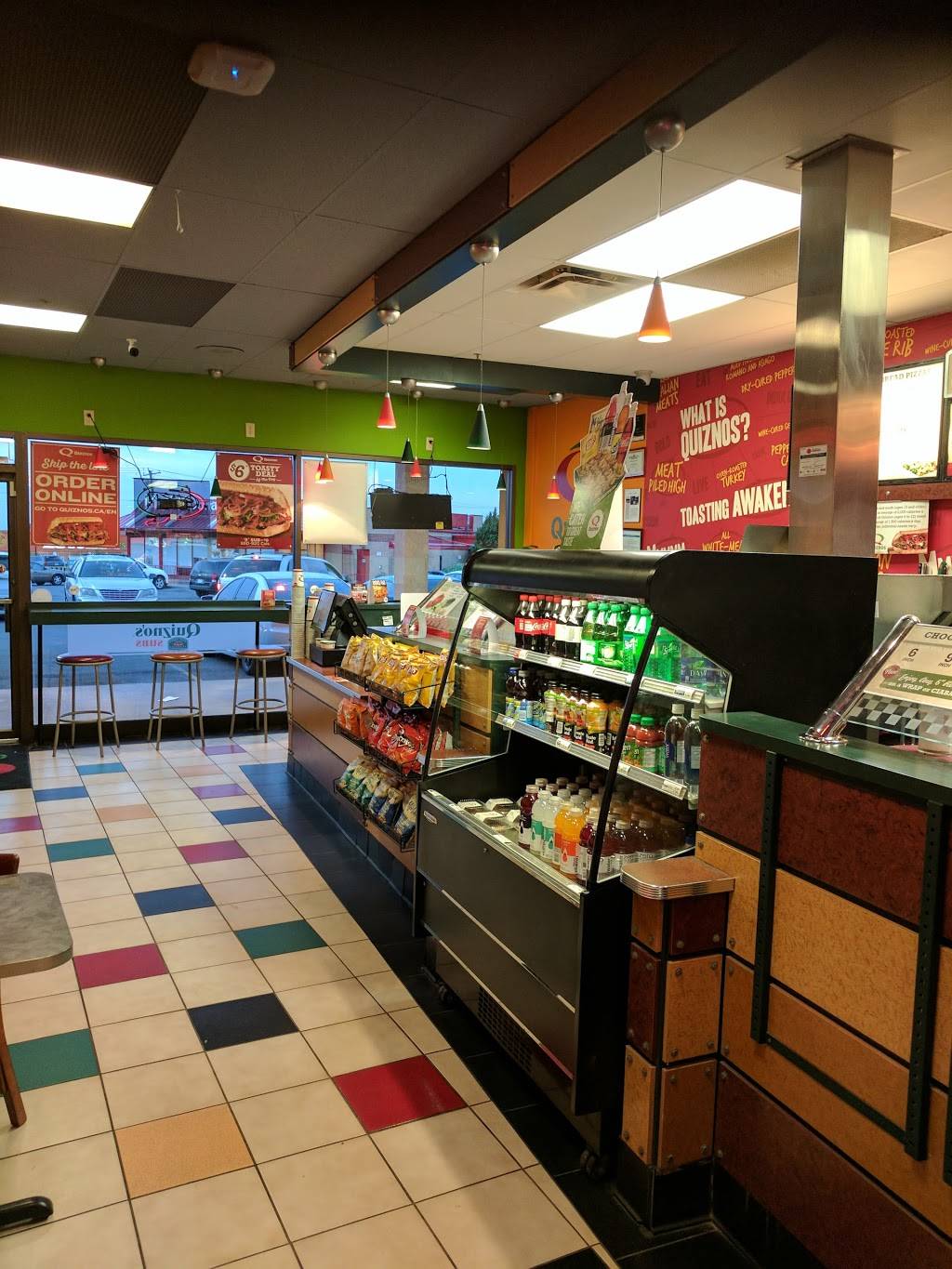 Quiznos | restaurant | 210 Glendale Ave, St. Catharines, ON L2T 3Y6, Canada | 9056826111 OR +1 905-682-6111