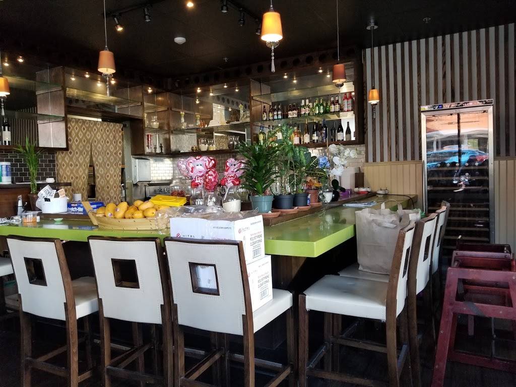 Pinkaew Thai Cuisine | restaurant | 5101 25th Ave NE #11, Seattle, WA 98105, USA | 2065222200 OR +1 206-522-2200