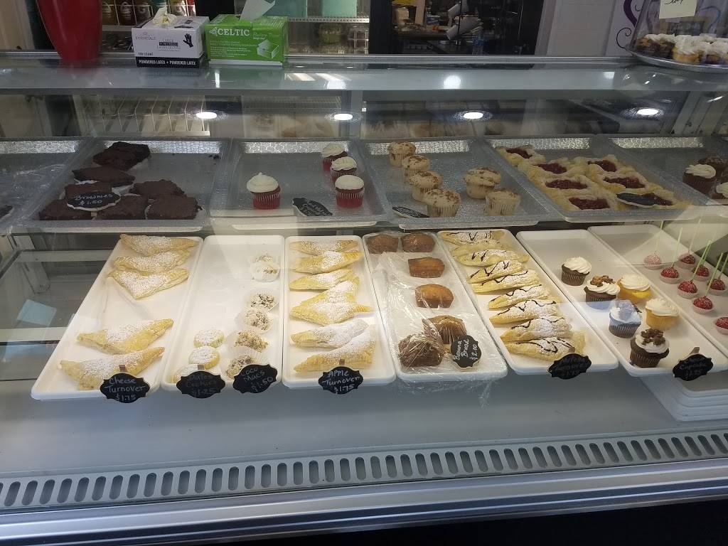 Susus Dream Cakes | bakery | 6058 W 111th St, Chicago Ridge, IL 60415, USA | 7089073805 OR +1 708-907-3805