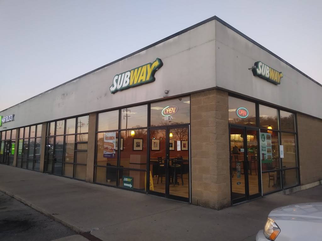 Subway | restaurant | 2308 Dixie Highway Space BC, Hamilton, OH 45015, USA | 5138965000 OR +1 513-896-5000