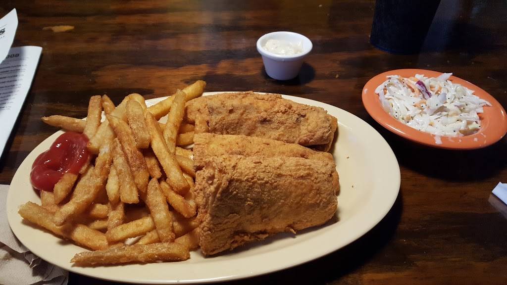 Chubbies | restaurant | 5208 Turnpike Feeder Rd, Fort Pierce, FL 34951, USA | 7724667600 OR +1 772-466-7600