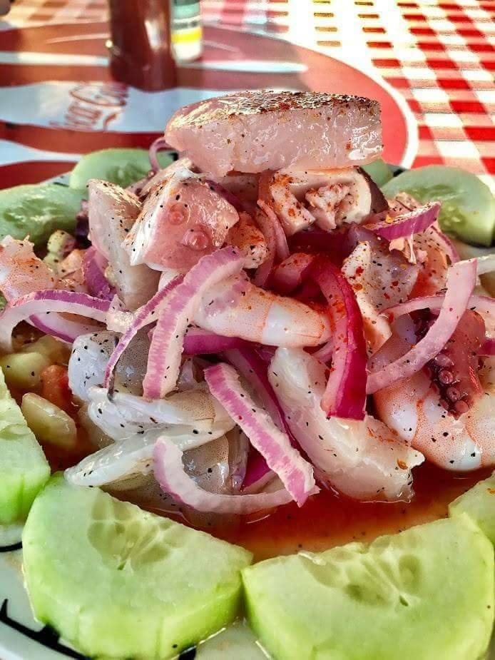 Mariscos La Pulmonia | restaurant | Oscar Baylón Chacón 71, Desarrollo Urbanoejido Matamoros, Tijuana, B.C., Mexico | 016645685889 OR +52 664 568 5889