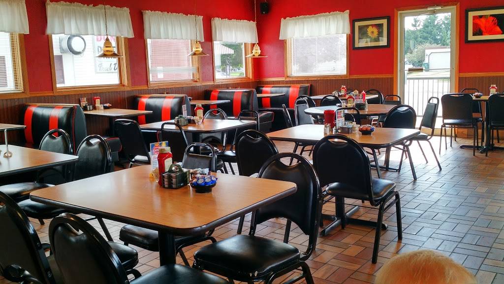 Roses Family Restaurant | restaurant | 112 Main St, Luxemburg, WI 54217, USA | 9208452025 OR +1 920-845-2025