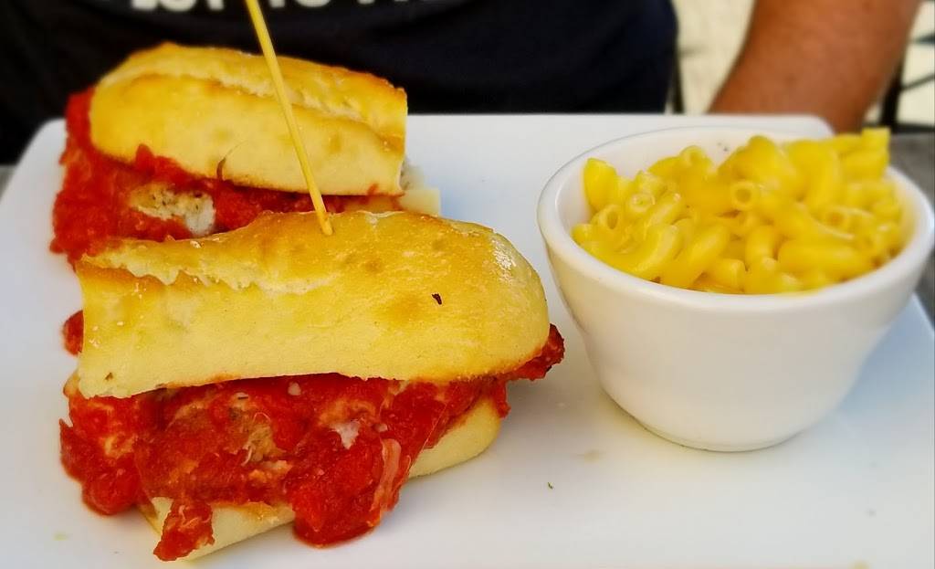 The Creek Patio Grill | restaurant | 28244 N Tatum Blvd, Cave Creek, AZ 85331, USA | 4805387910 OR +1 480-538-7910