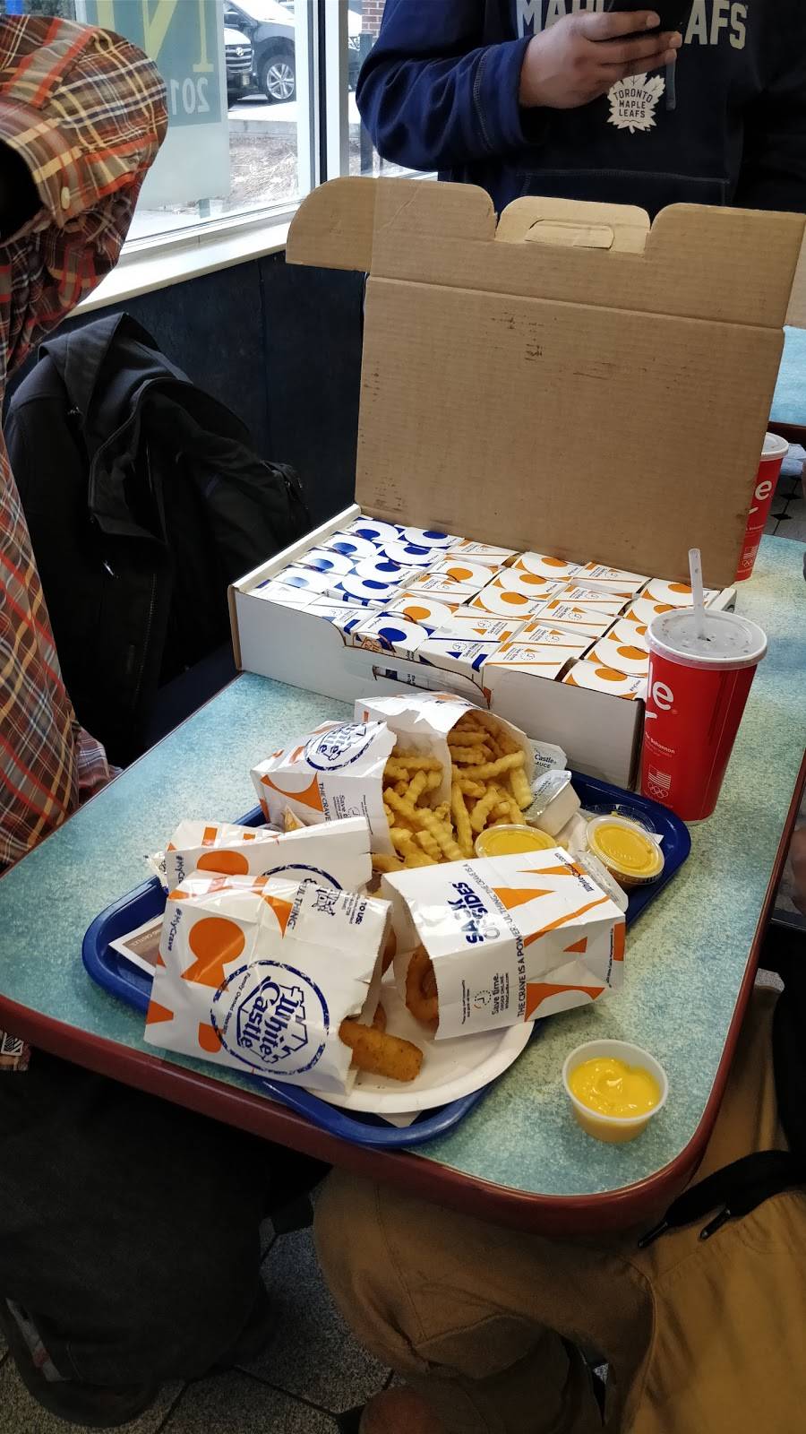 White Castle | restaurant | 37 NJ-17, Hasbrouck Heights, NJ 07604, USA | 2012886835 OR +1 201-288-6835