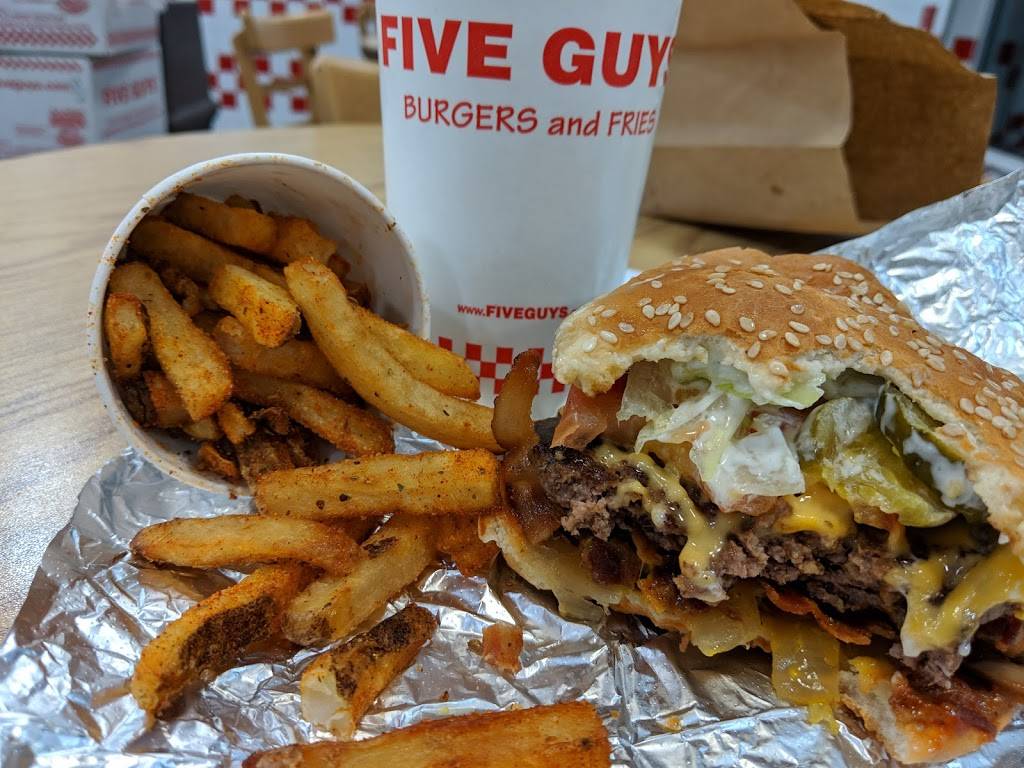 Five Guys | meal takeaway | 5332 McFarland Dr, Durham, NC 27707, USA | 9194893555 OR +1 919-489-3555