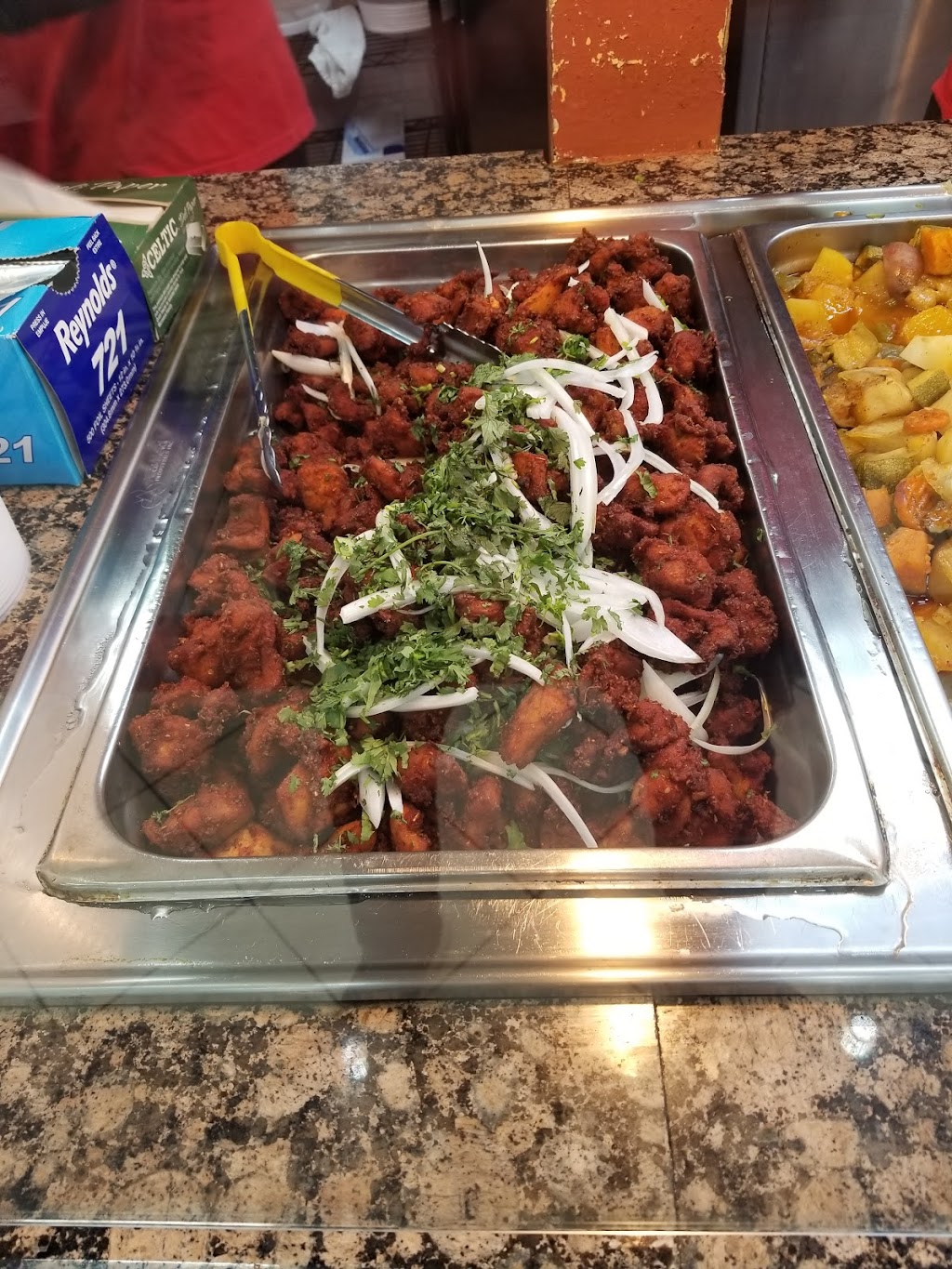 Al Madina Halal Market & Restaurant | restaurant | 5345 Jimmy Carter Blvd suite c, Norcross, GA 30093, USA | 7703000772 OR +1 770-300-0772