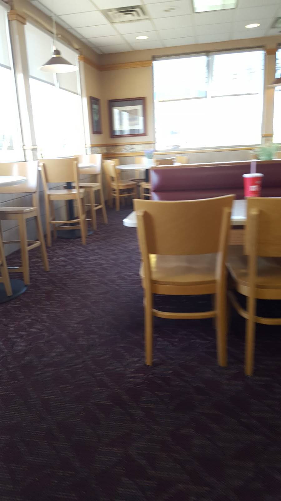 Wendys | restaurant | 113 N Keeneland Dr, Richmond, KY 40475, USA | 8596236958 OR +1 859-623-6958