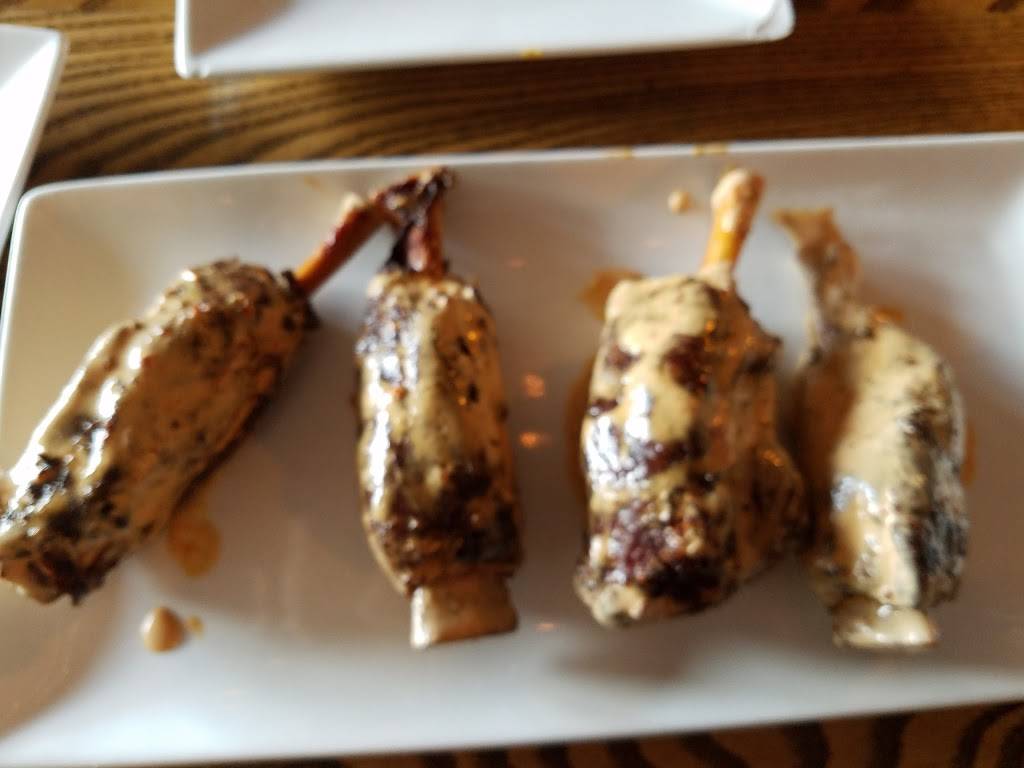 Chester Vs | restaurant | 2505 Oregon St, Oshkosh, WI 54902, USA | 9203851772 OR +1 920-385-1772