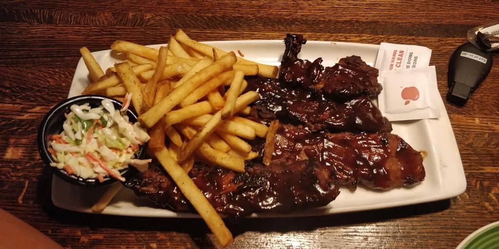 Applebees Grill + Bar | restaurant | 3400 S Mooney Blvd, Visalia, CA 93277, USA | 5597342332 OR +1 559-734-2332