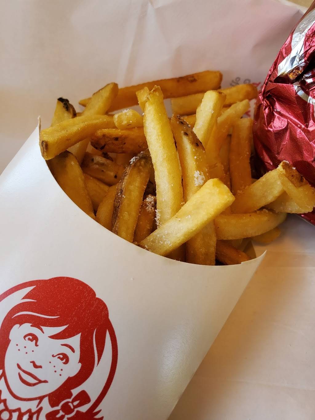 Wendys | restaurant | 749 S Highland St, Memphis, TN 38111, USA | 9013279766 OR +1 901-327-9766