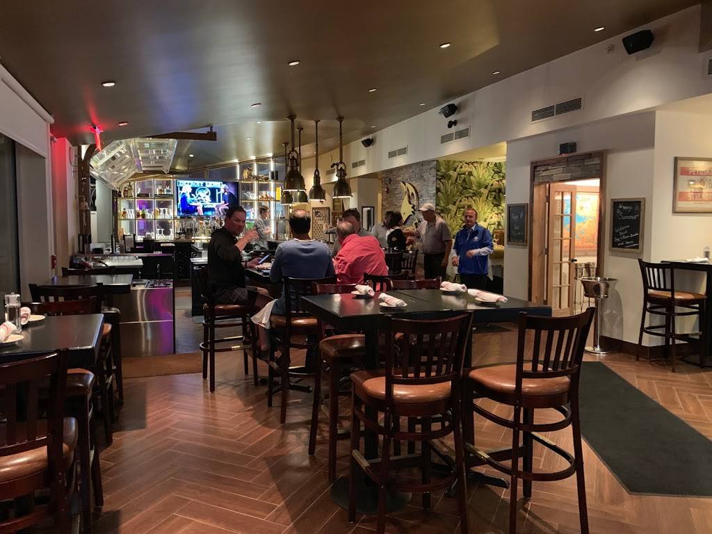 Fox & Rose Fine Provisions | restaurant | 795 Front St, Bay Harbor, MI 49770, USA | 2317532122 OR +1 231-753-2122