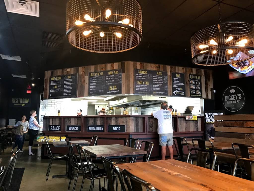 Dickeys Barbecue Pit | restaurant | 23048 FL-54, Lutz, FL 33549, USA | 8134065259 OR +1 813-406-5259