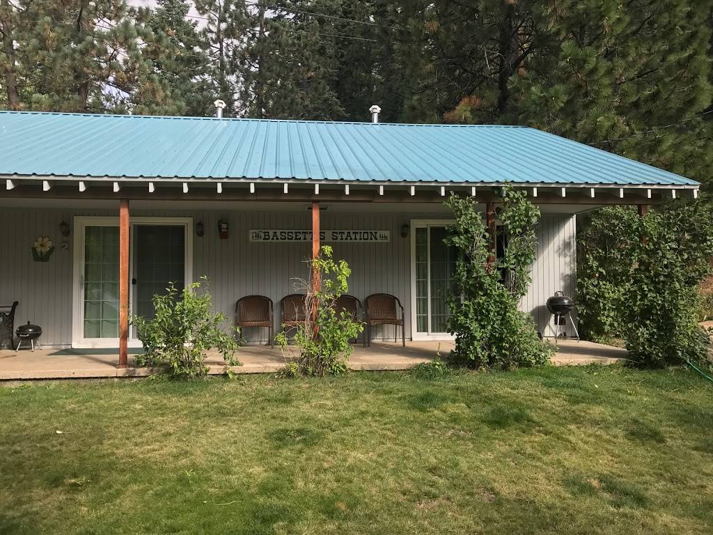 Bassett Station | cafe | 100 Gold Lake Rd, Sierra City, CA 96125, USA | 5308621297 OR +1 530-862-1297
