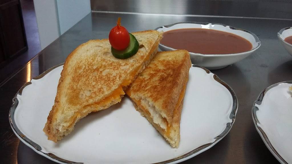 The Vine and Leaf | cafe | 477 South St suite f, Front Royal, VA 22630, USA | 5406351043 OR +1 540-635-1043