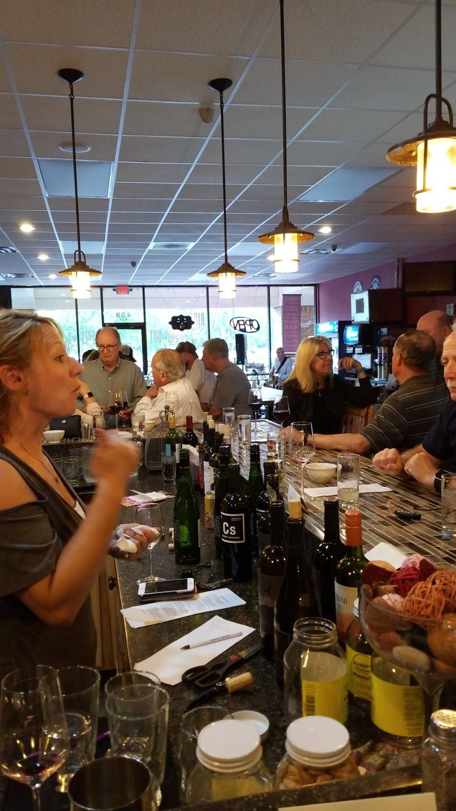 Zinks Meats & Fine Wines | restaurant | 409 Miamisburg Centerville Rd, Dayton, OH 45459, USA | 9374354980 OR +1 937-435-4980