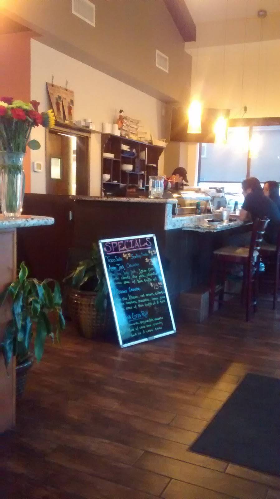 Lakeview Pearl Sushi Bar & Asian Bistro | restaurant | 6300 Canal Blvd, New Orleans, LA 70124, USA | 5043095711 OR +1 504-309-5711