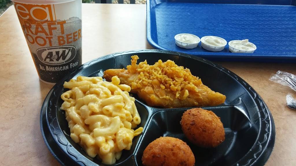 Long John Silvers | restaurant | 116 E Broadway St, Newport, TN 37821, USA | 4236232212 OR +1 423-623-2212