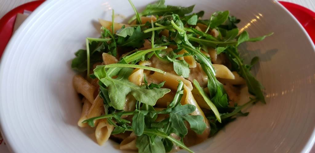 Topla! | restaurant | 2843 Avenue St David, Québec, QC G1C 0J3, Canada | 4187812877 OR +1 418-781-2877