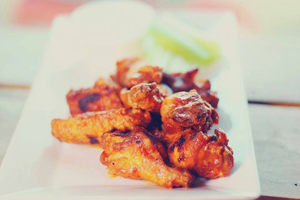 One Star Country Club | restaurant | 38 E Cross St, Baltimore, MD 21230, USA | 4107522837 OR +1 410-752-2837