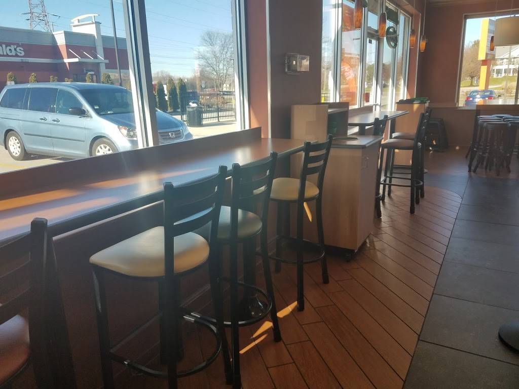 Subway Restaurants | restaurant | 243 W Northwest Hwy, Palatine, IL 60067, USA | 8474967859 OR +1 847-496-7859