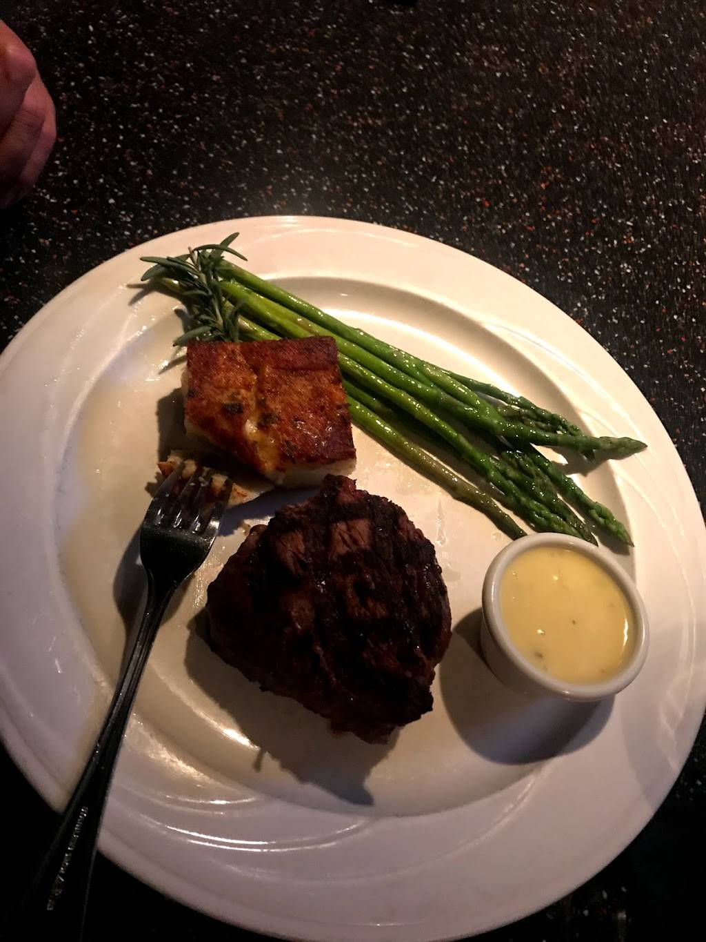 Russells Restaurant | restaurant | 228 Bridge St, Vail, CO 81657, USA | 9704766700 OR +1 970-476-6700