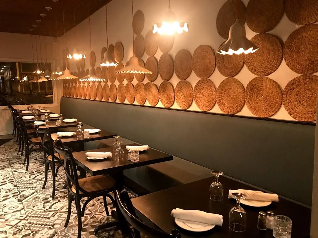 Isot Turkish Cuisine | restaurant | 622 S 6th St, Philadelphia, PA 19147, USA | 2674573622 OR +1 267-457-3622