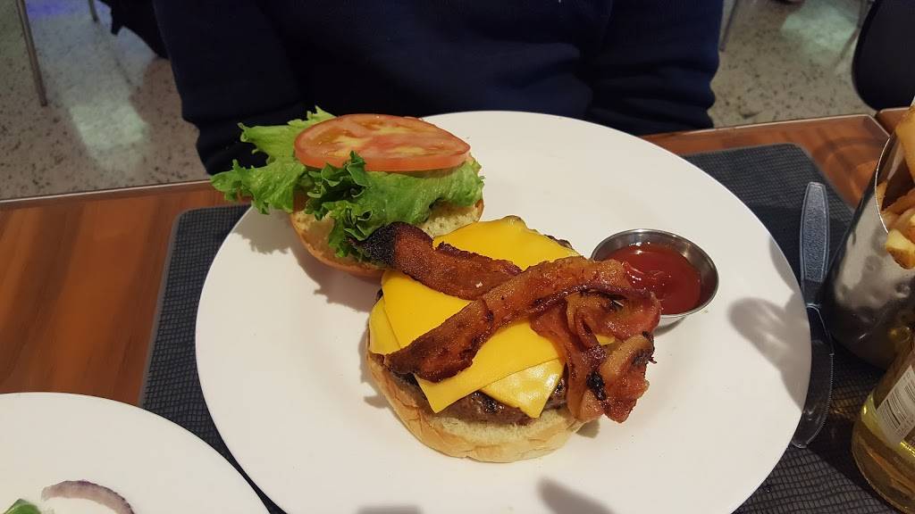 5ive Steak | restaurant | 1 J F K Airport, Jamaica, NY 11430, USA | 7186566210 OR +1 718-656-6210