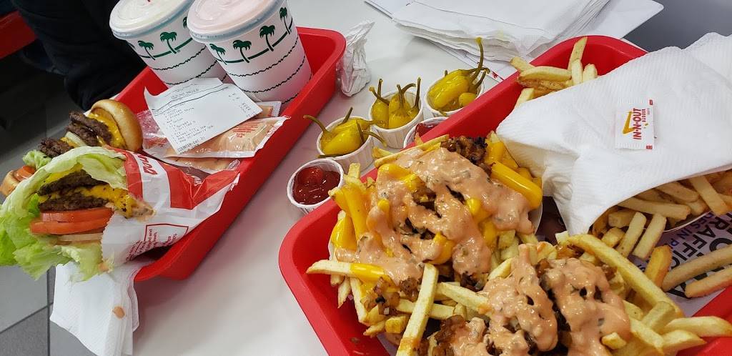 In-N-Out Burger | restaurant | 720 Admiral Callaghan Ln, Vallejo, CA 94591, USA | 8007861000 OR +1 800-786-1000