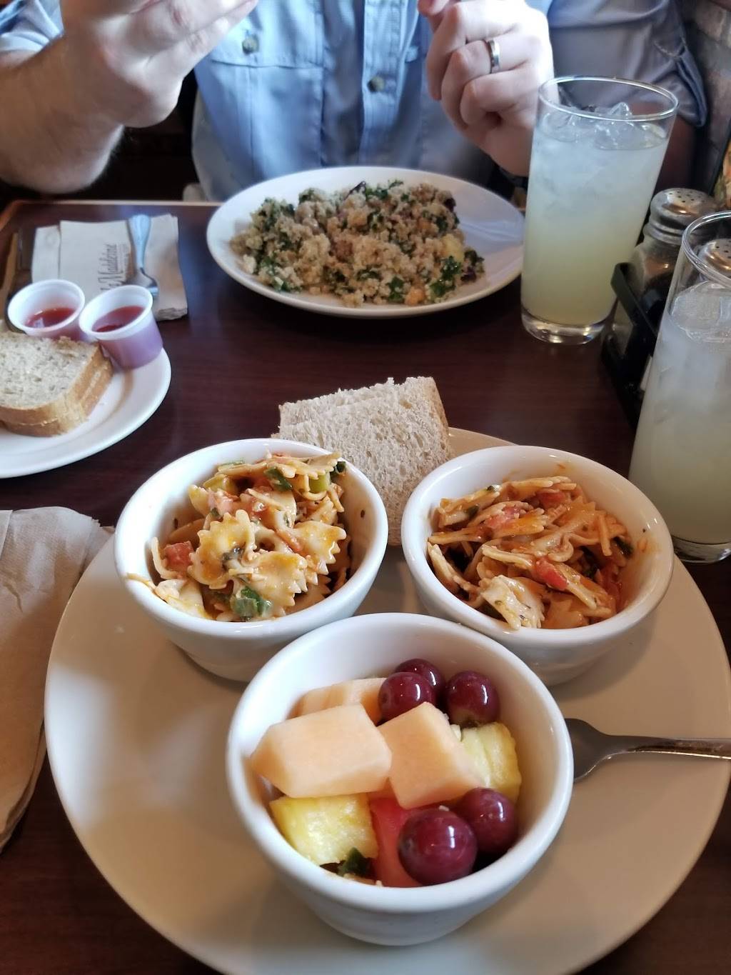 la Madeleine French Bakery & Cafe Grapevine | restaurant | 900 W State Hwy 114, Grapevine, TX 76051, USA | 8172510255 OR +1 817-251-0255