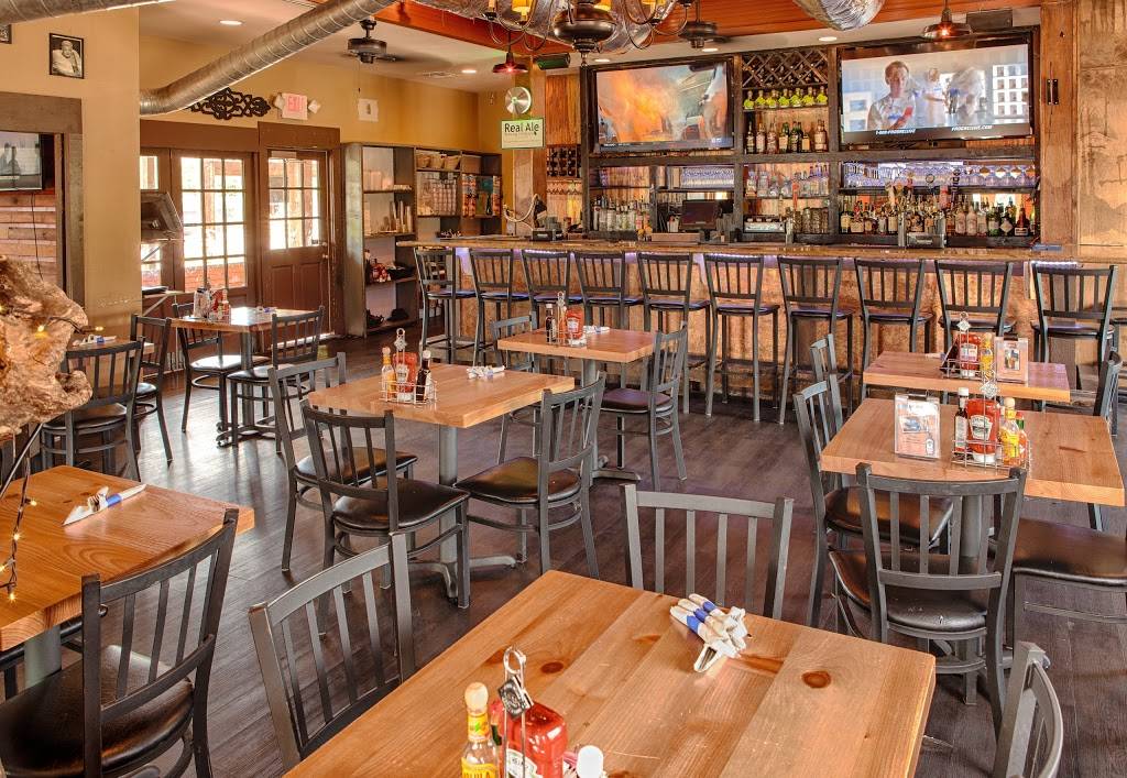 303 Bar and Grill | restaurant | 303 W Davis St, Dallas, TX 75208, USA | 2149423030 OR +1 214-942-3030