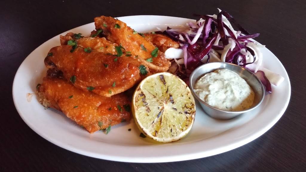 Bar Hop Session | restaurant | 681 Danforth Ave, Toronto, ON M4J 1L2, Canada | 4164612035 OR +1 416-461-2035