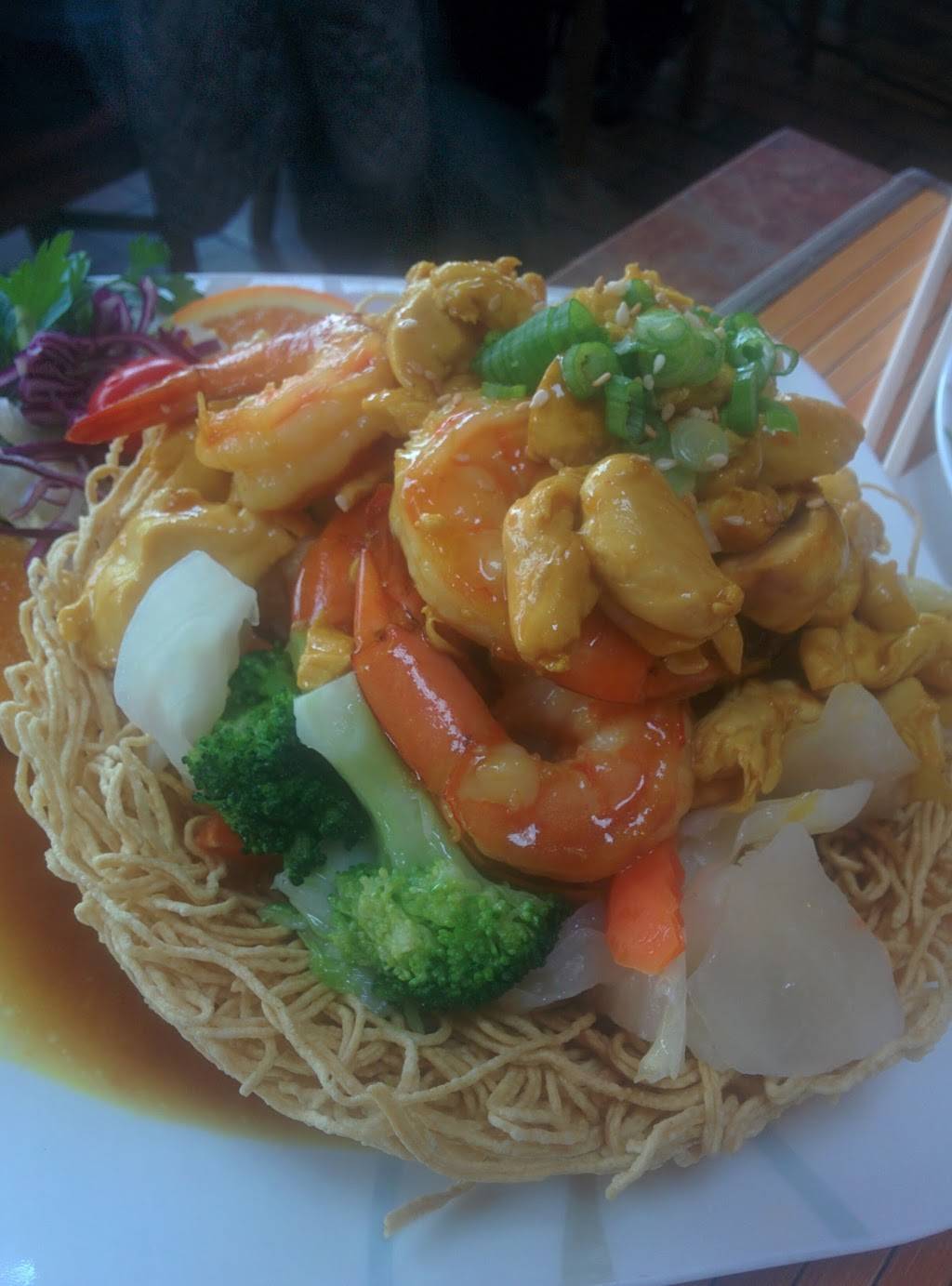 Restaurant Nguyen | restaurant | 2647 1re Ave, Québec, QC G1L 3N6, Canada | 4186235888 OR +1 418-623-5888