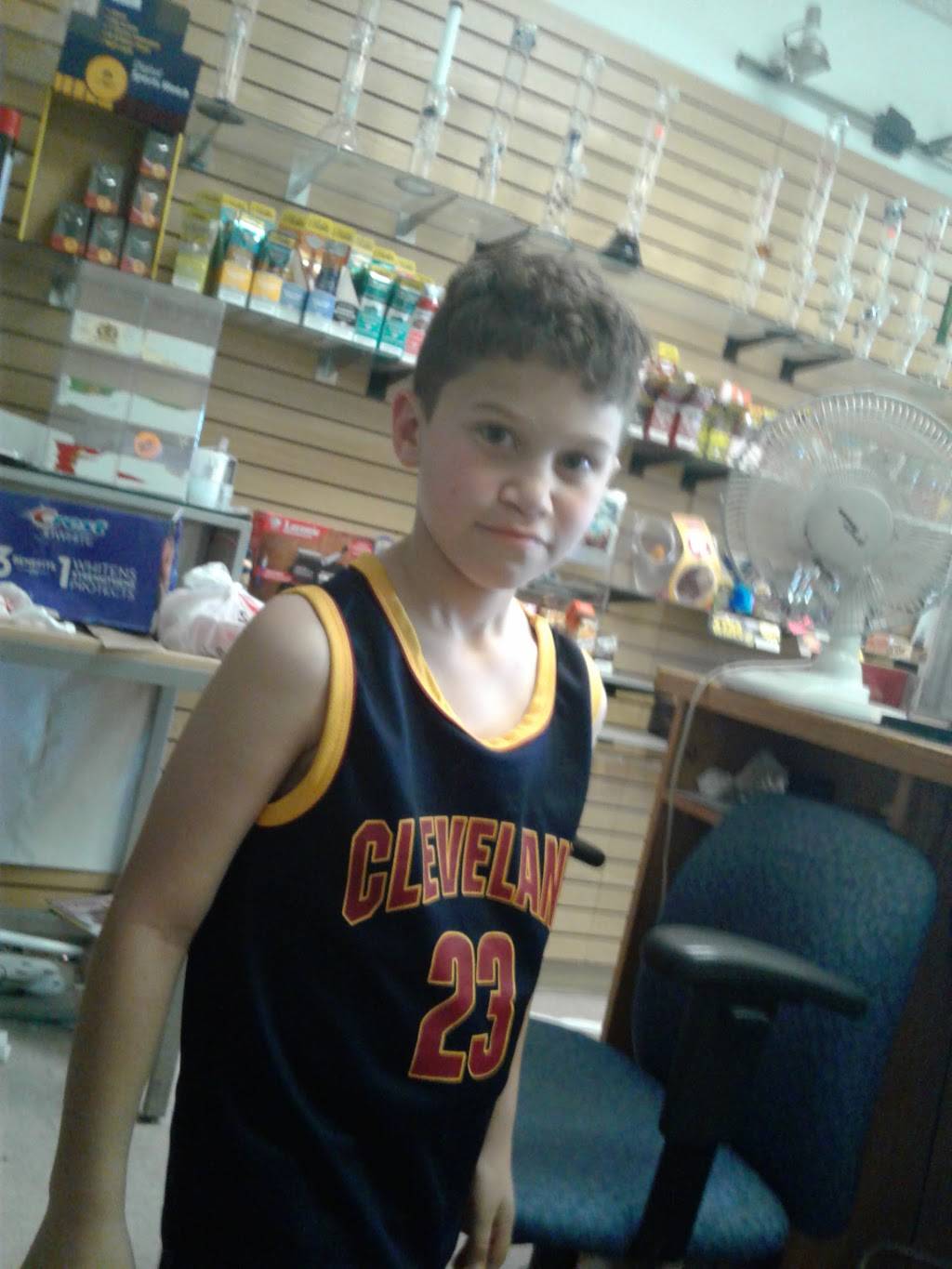 Pizza Hut | restaurant | 1450 N Dysart Rd, Avondale, AZ 85323, USA | 6239255810 OR +1 623-925-5810