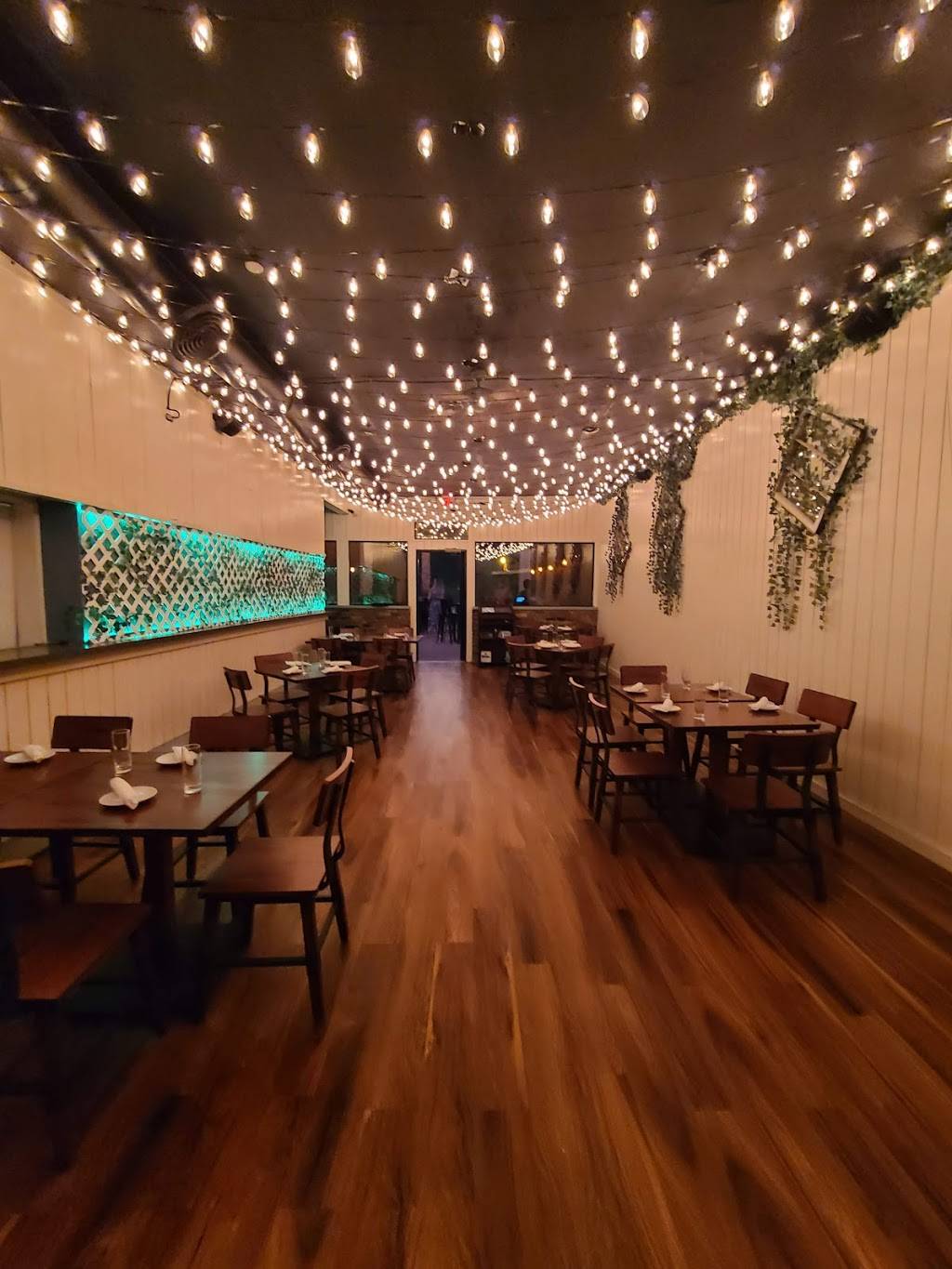 740 Social | restaurant | 181 Front St, Marietta, OH 45750, USA | 7403367422 OR +1 740-336-7422