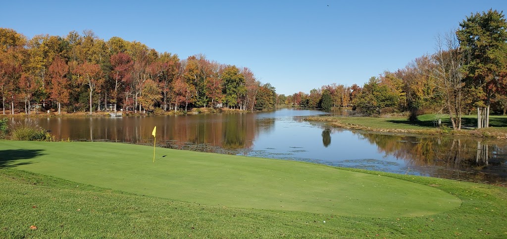 Kellys Hidden Acres Public Golf Course | restaurant | 488 Country Club Dr, Milan, IN 47031, USA | 8126547118 OR +1 812-654-7118