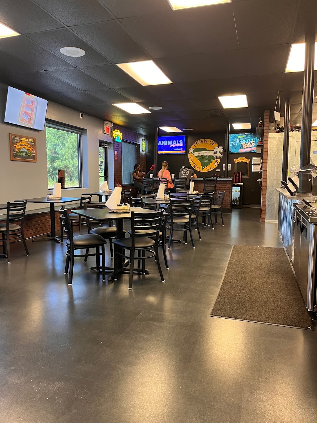 Joes NY Pizza | restaurant | 302 E Main St, Central, SC 29630, USA | 8645068352 OR +1 864-506-8352