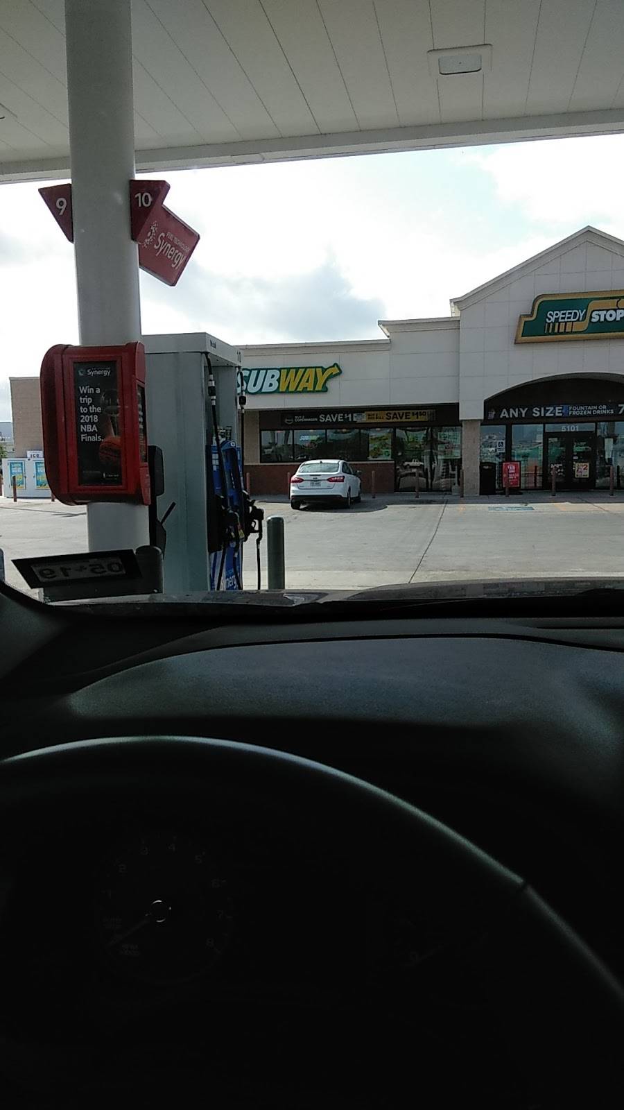 Subway | restaurant | 5101 Houston Hwy, Victoria, TX 77904, USA | 3615769845 OR +1 361-576-9845