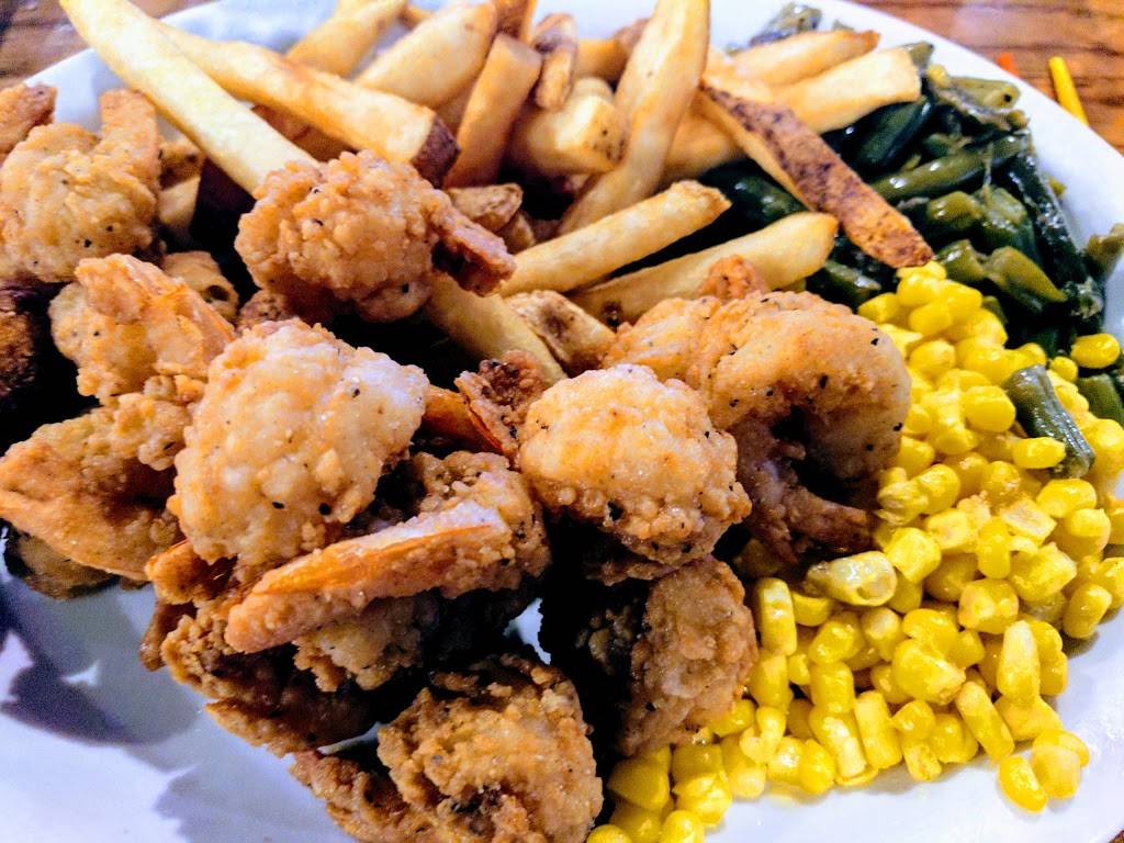 Cracker Barrel Old Country Store | restaurant | 123 SW Loop 410, San Antonio, TX 78245, USA | 2105218940 OR +1 210-521-8940