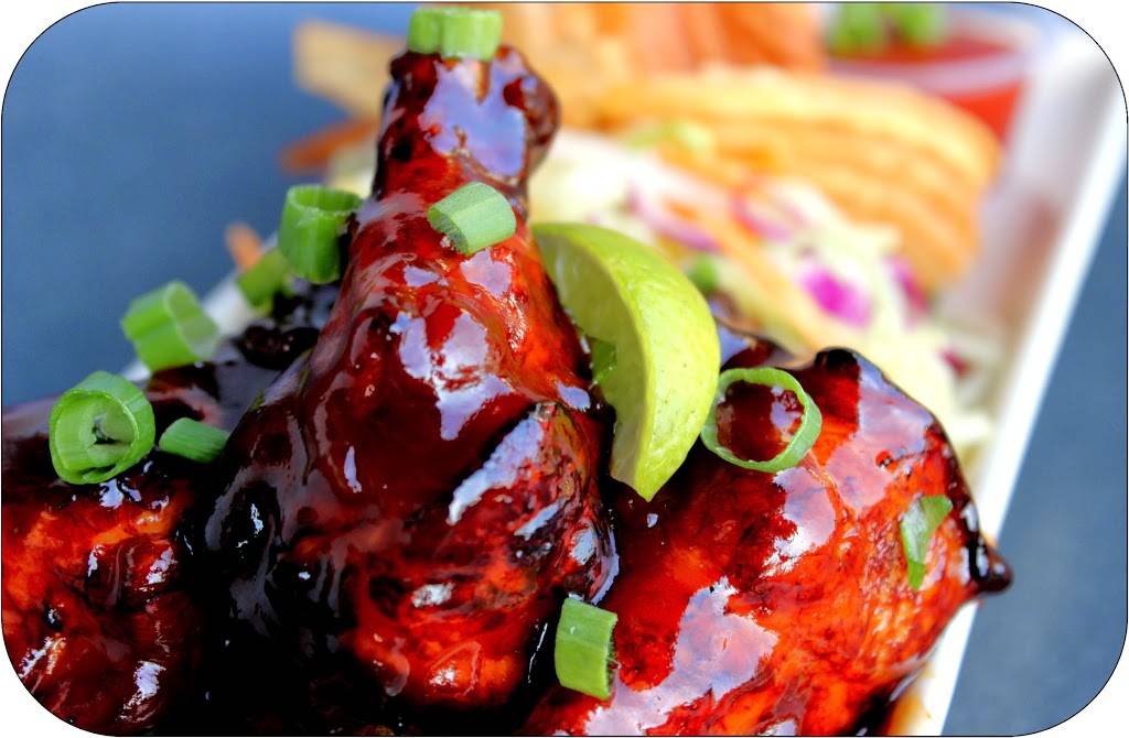 Chomp Chomp Nation | restaurant | 5755 La Palma Ave, Anaheim, CA 92807, USA | 9496371688 OR +1 949-637-1688