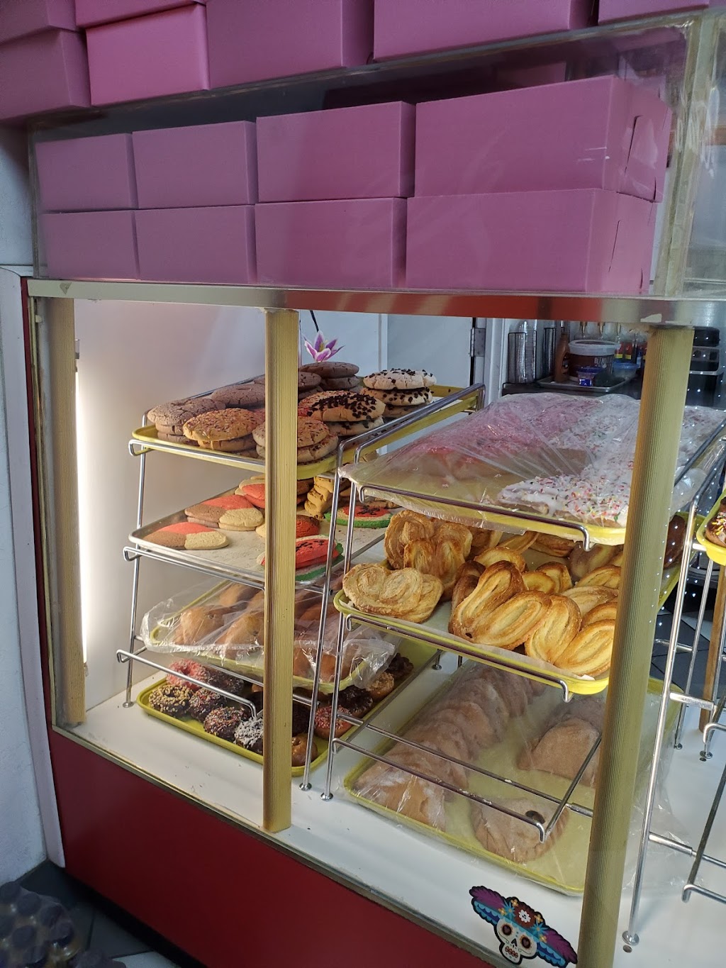 Yumas Donuts | restaurant | 1995 S 4th Ave, Yuma, AZ 85364, USA | 9283661412 OR +1 928-366-1412