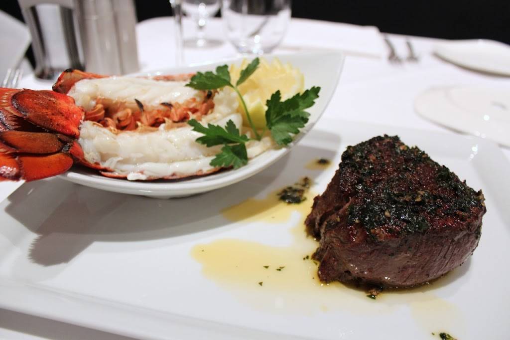 Red, The Steakhouse | restaurant | 3355 Richmond Rd, Beachwood, OH 44122, USA | 2168312252 OR +1 216-831-2252