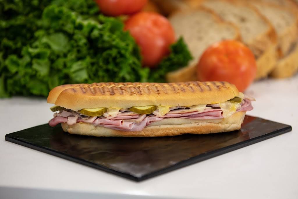 Fresco Cafe | cafe | 3611 Collins Ave, Miami Beach, FL 33140, USA | 3055328831 OR +1 305-532-8831